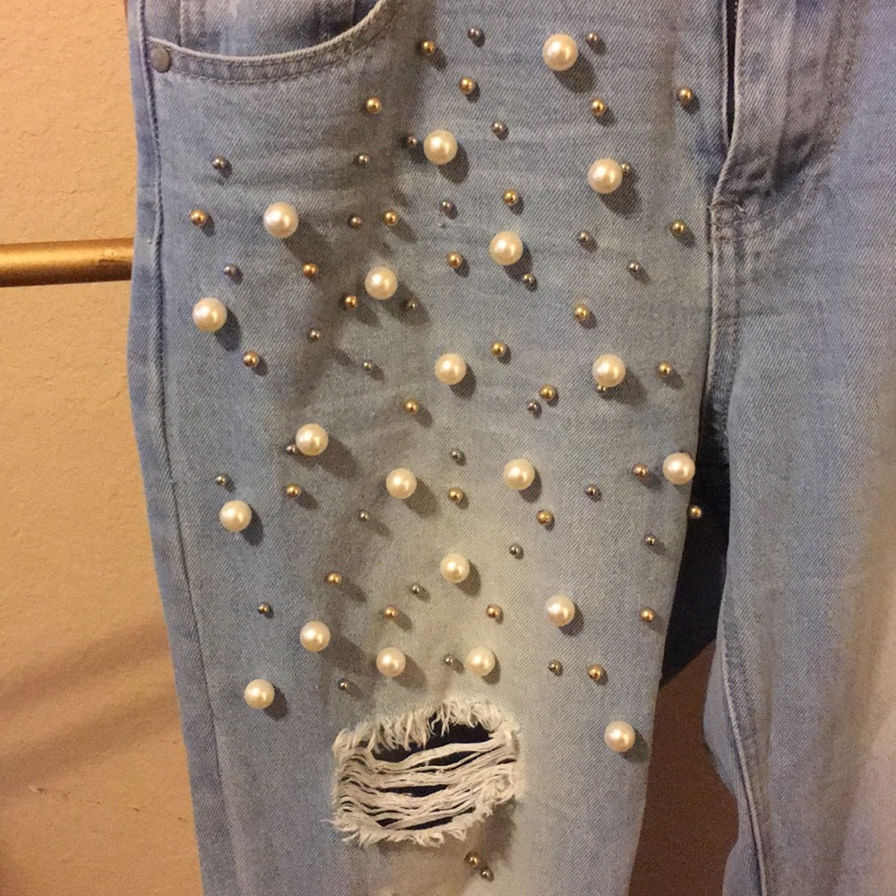 Pearl detail jeans